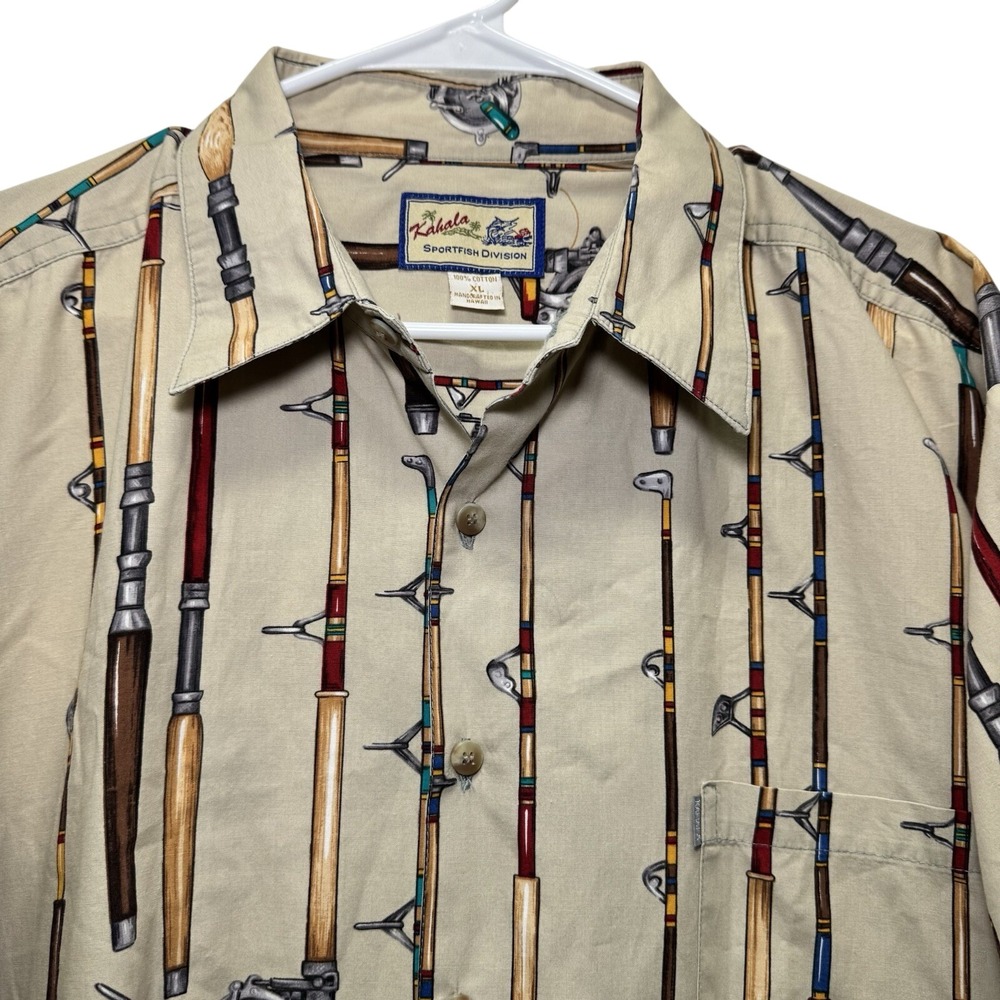 Kahala Sportfish Division Button Down Mens XL Tan Fishing Rod Reel Print‎ Hawaii